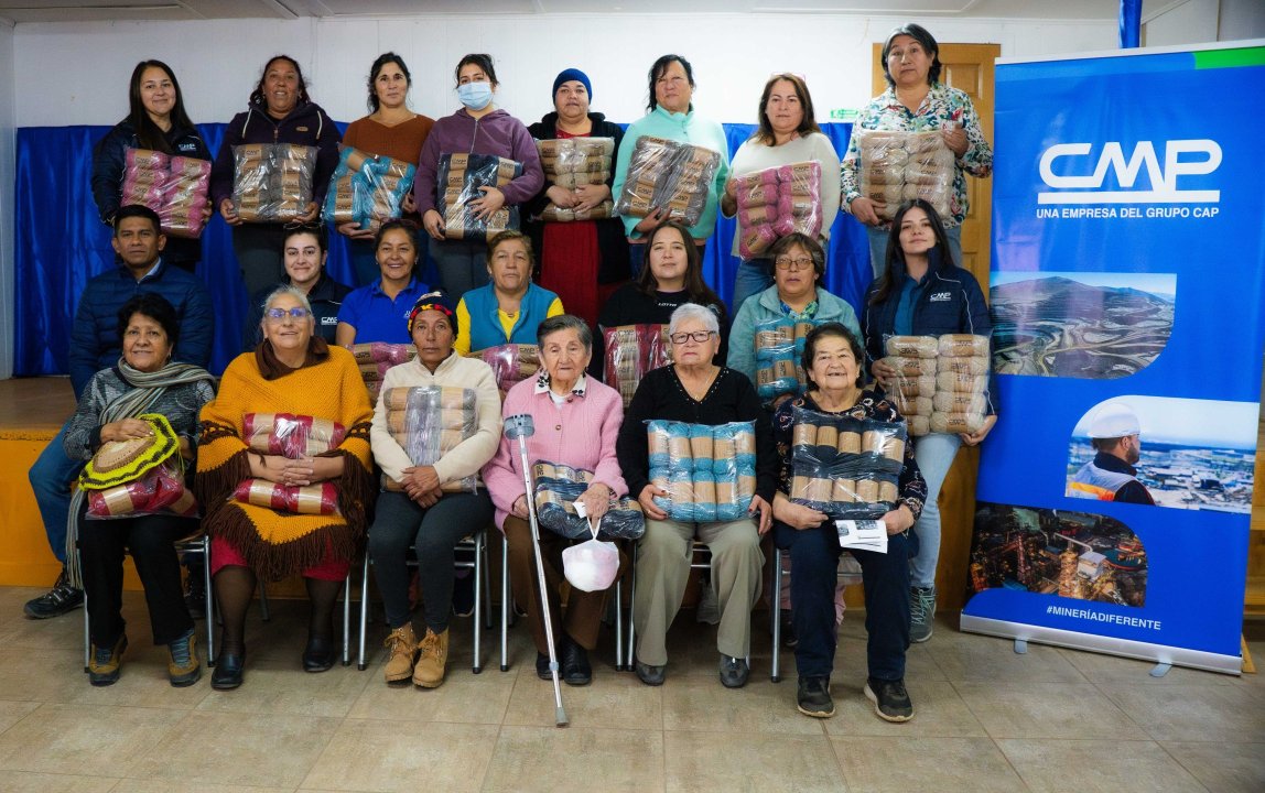 /cmp-recicla-mas-de-100-kg-de-ropa-corporativa-y-la-transforma-en-insumos