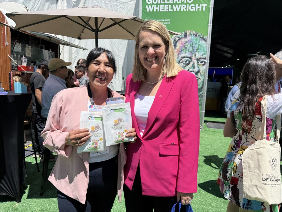 /gran-interes-desperto-el-programa-familia-de-acogida-en-expo-forede-2025