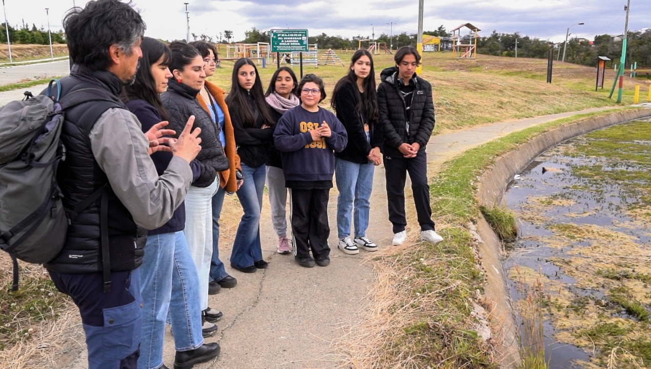 /punta-arenas-conmemoro-el-dia-internacional-de-los-humedales-con-visita