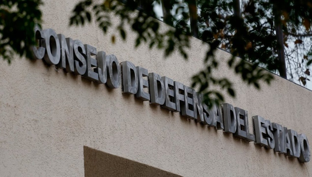 /regionales/region-del-biobio/cde-se-querella-por-venta-ilegal-de-licencias-de-conducir-en-municipalidad