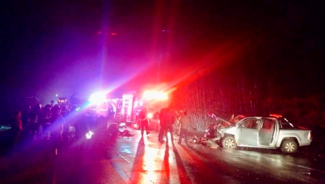 /regionales/region-del-biobio/colision-entre-vehiculos-deja-a-dos-fallecidos-en-yumbel