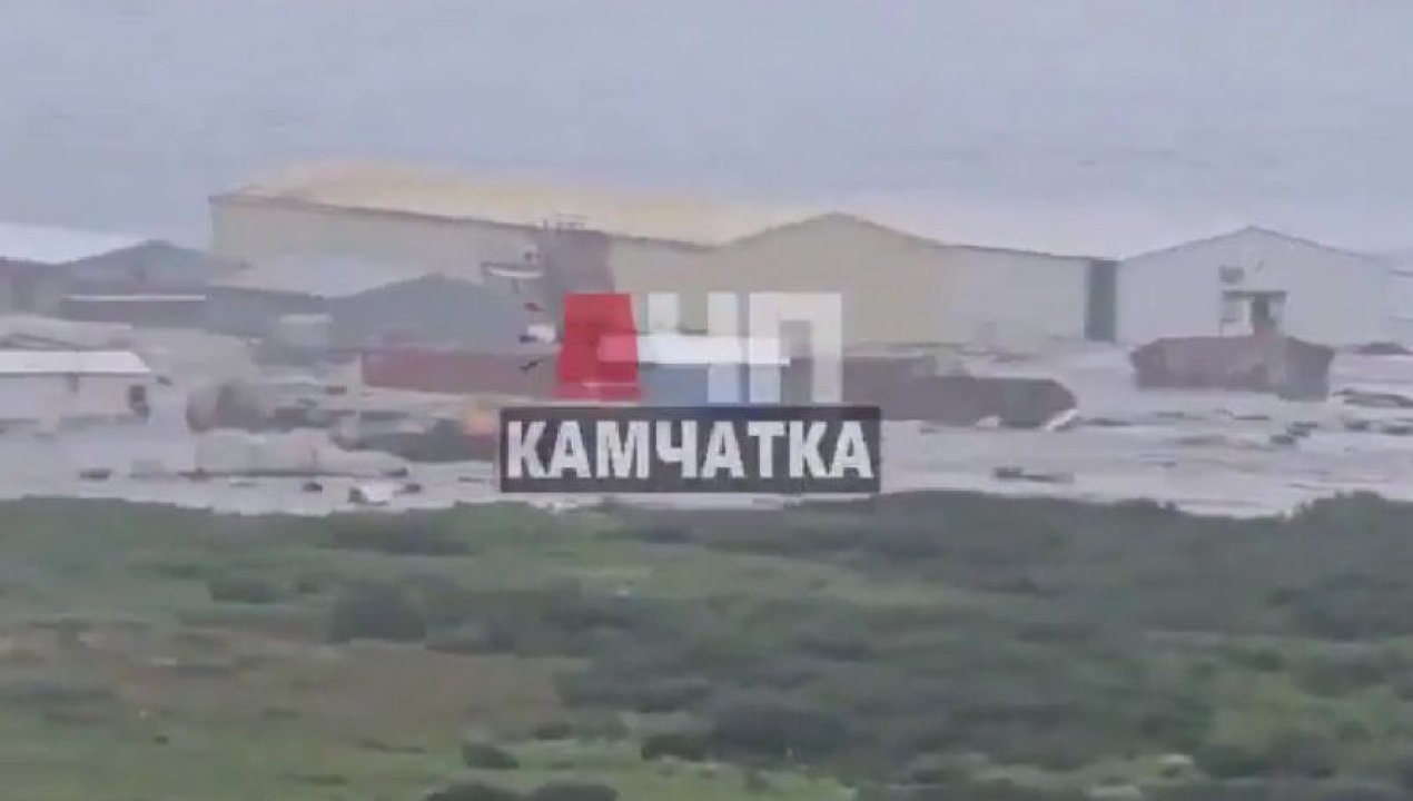 /internacional/imagenes-del-arribo-del-tsunami-a-costas-de-rusia