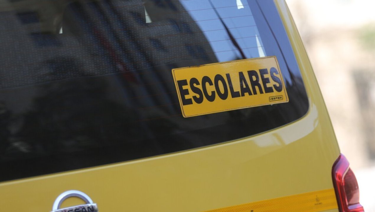 /regionales/region-de-los-lagos/apoderados-de-puerto-varas-pagaron-9-anos-por-un-transporte-escolar-que-era