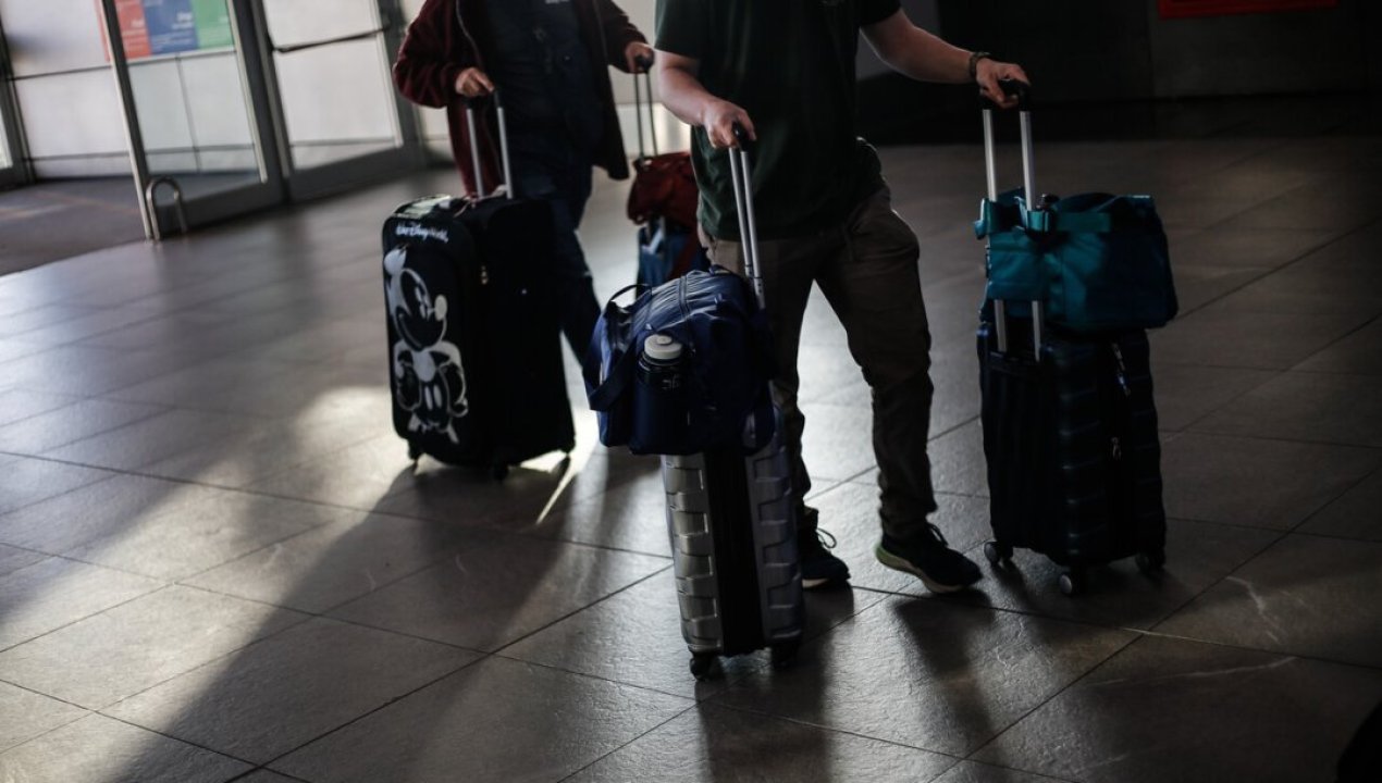 /actualidad/reprograman-remate-de-equipaje-perdido-en-el-aeropuerto-de-santiago-mas-de