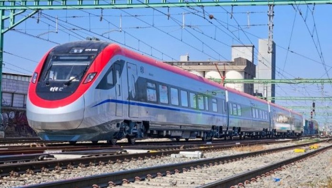 /transporte-publico-gratuito-y-reforzado-asi-funcionara-durante-las