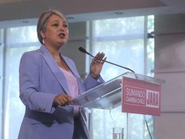 Jara revela que elaboró tres discursos para el término de la jornada electoral