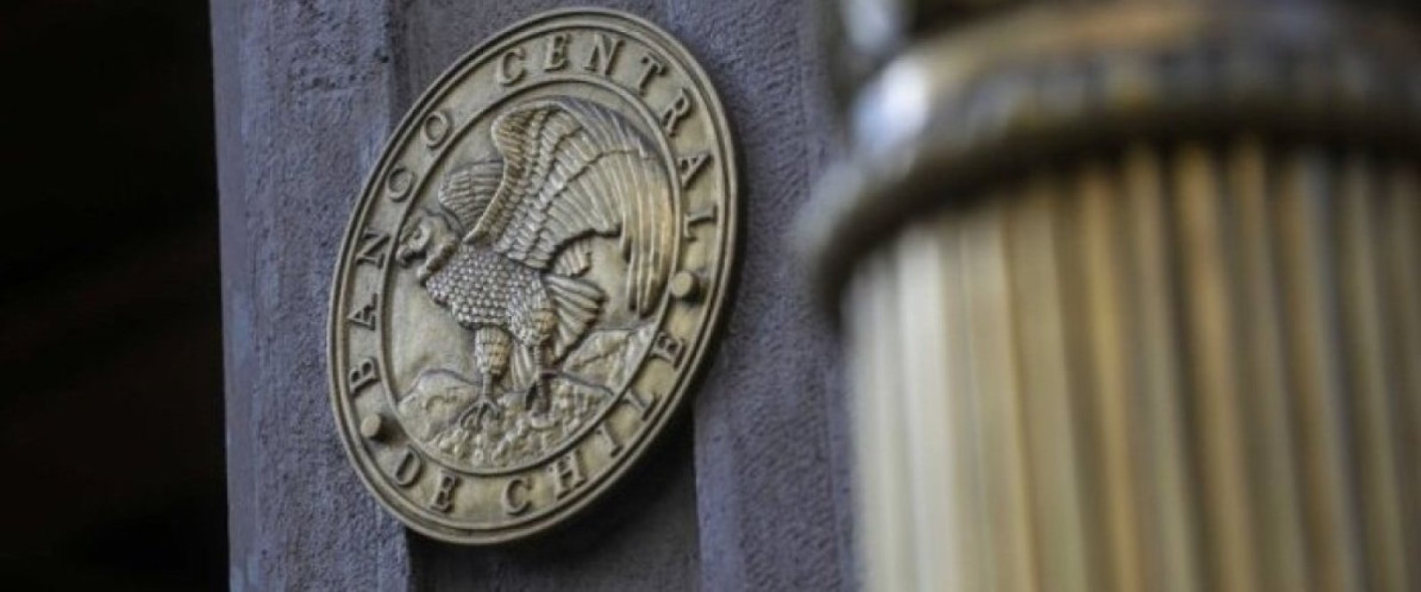 Banco Central advierte mayor inflación y recorta proyección de crecimiento para 2026