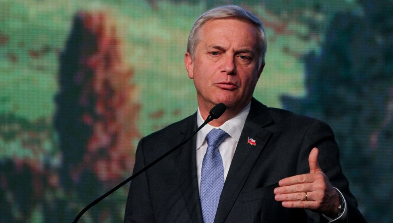 /magazine/kast-plantea-que-hijos-de-migrantes-expulsados-podrian-quedar-bajo-tutela